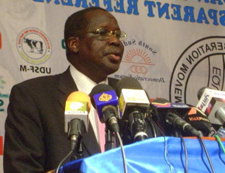 Minister John Luk at press conference in Juba, 7 April 2011